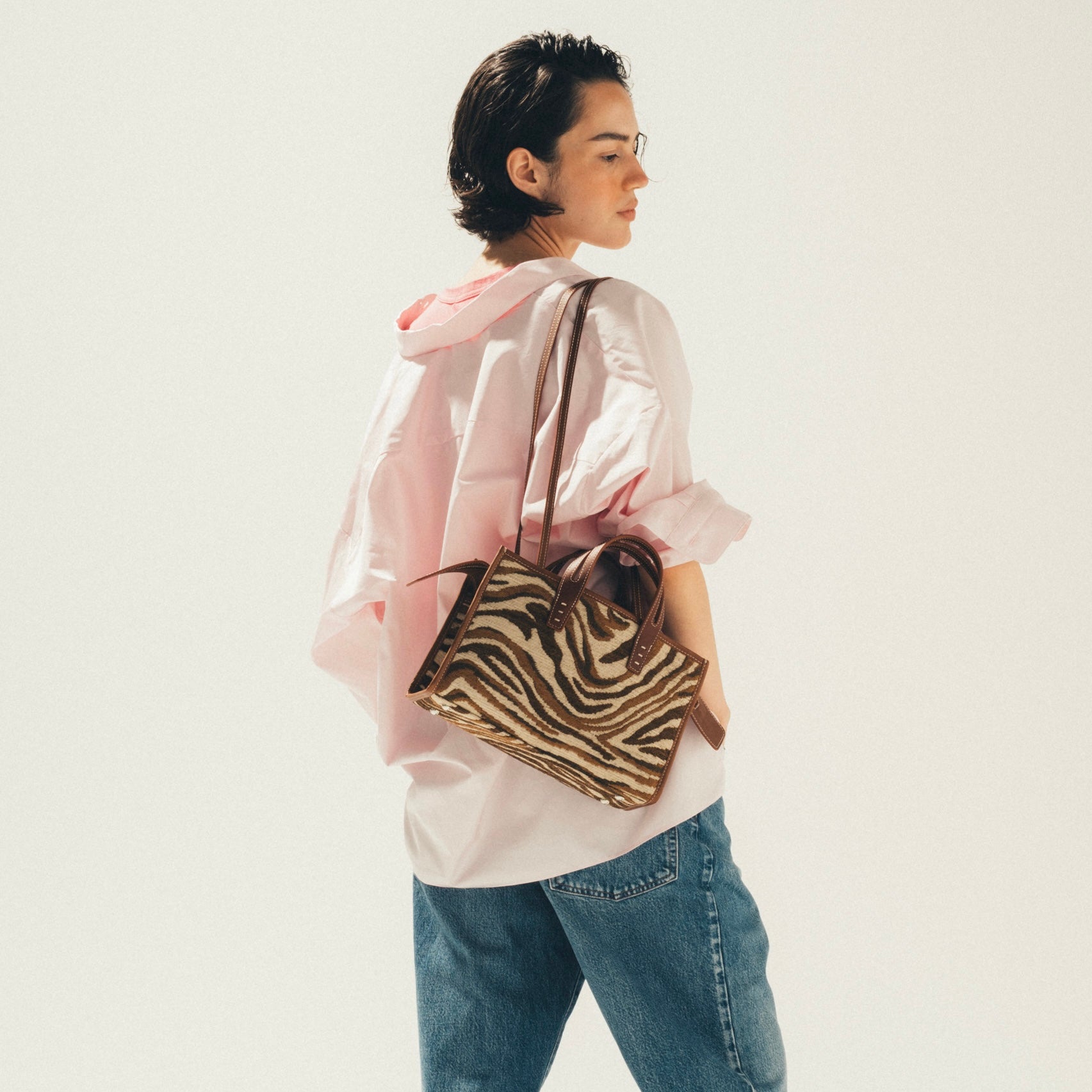 A VACATION ONLINE STORE