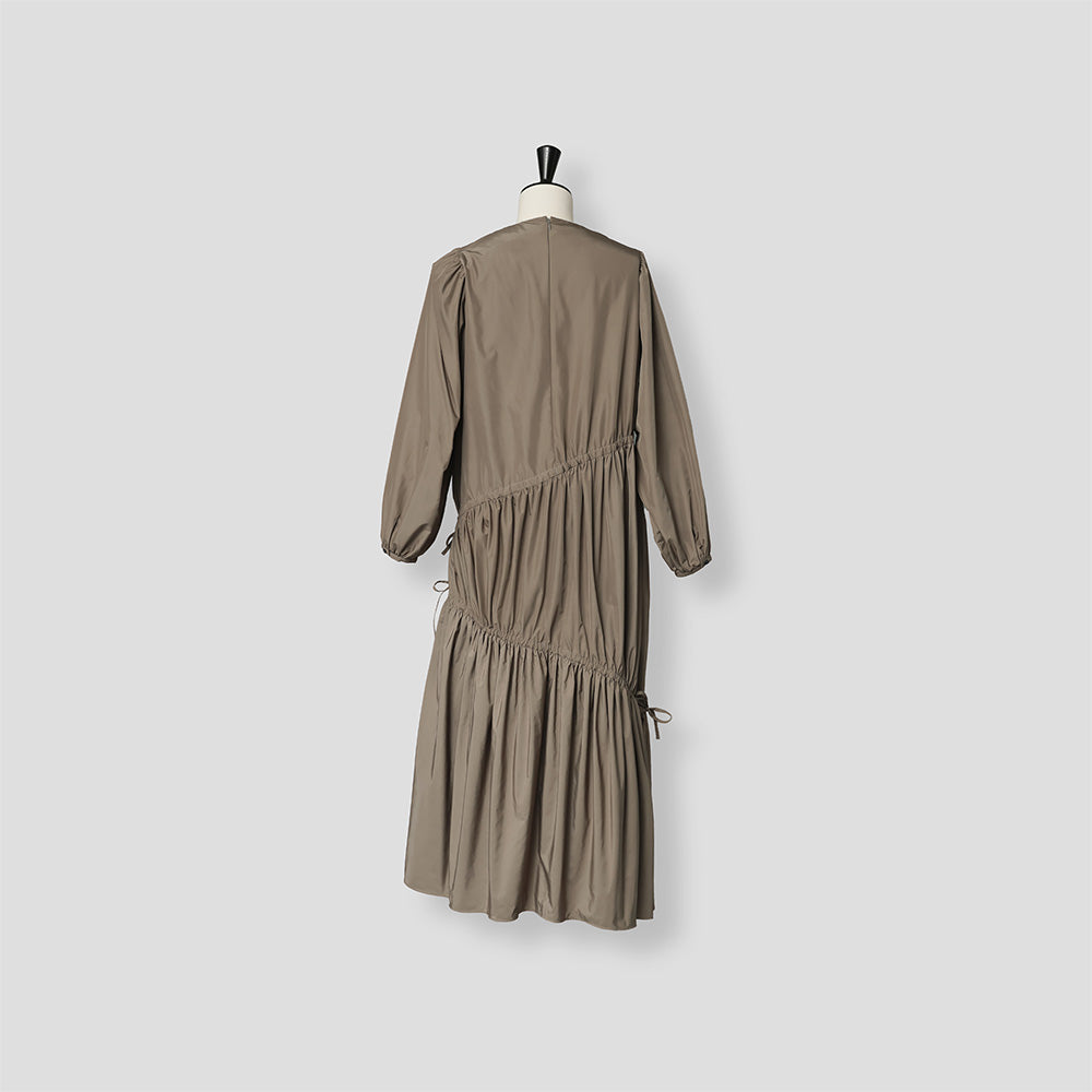 Gather onepiece A508
